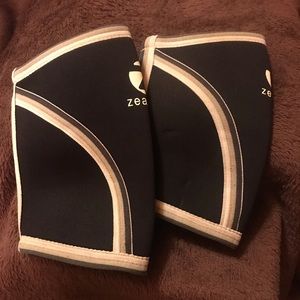 Zealspot Elbow Sleeves